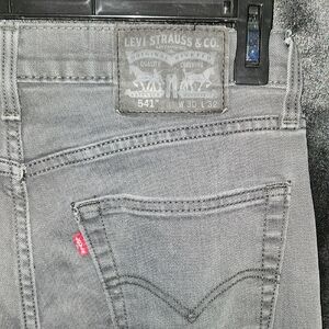 Levi's 541 Men's Gray Straight Jeans